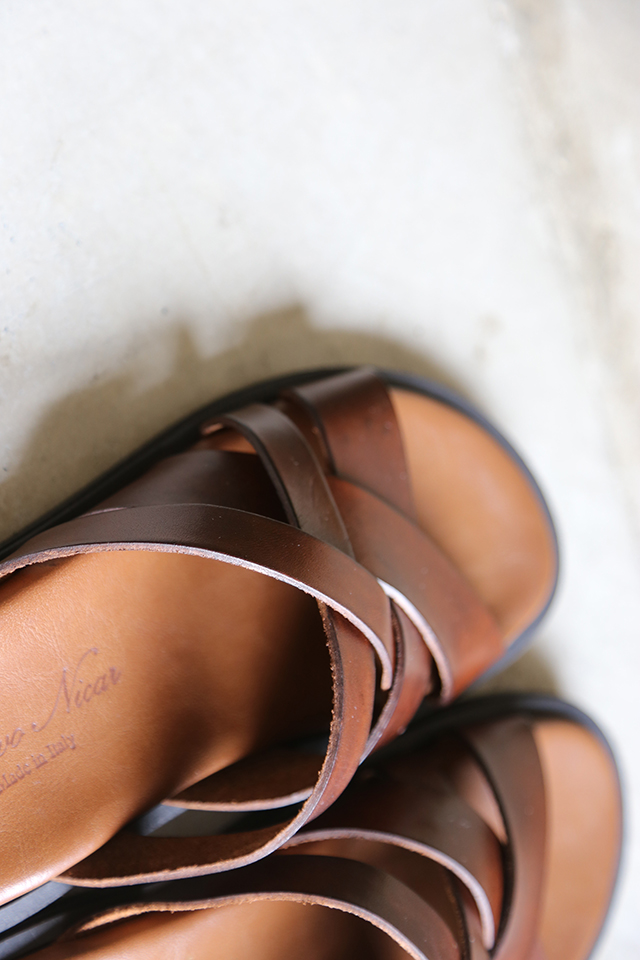 レザーサンダル W1390