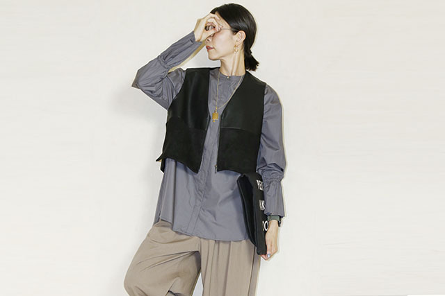 huitieme nid 　フレアスリーブブラウス　603699