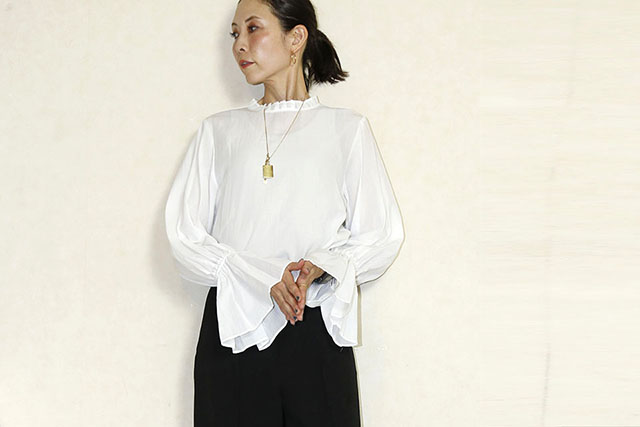 anana 　フレアスリーブブラウス　a59-024