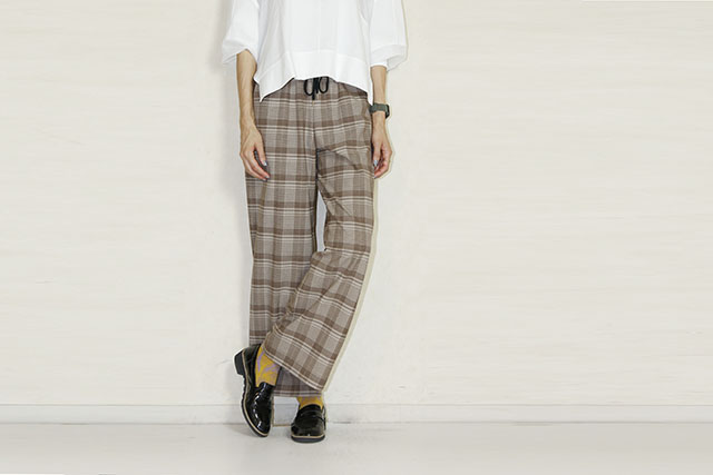 trois （トロア）サキソニーチェック セミワイドパンツ　T256-87048-E
