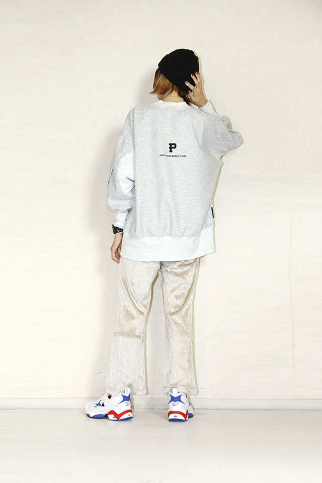 1% (1パーセント）Pロゴ刺繍プルオーバー　25W-T-25