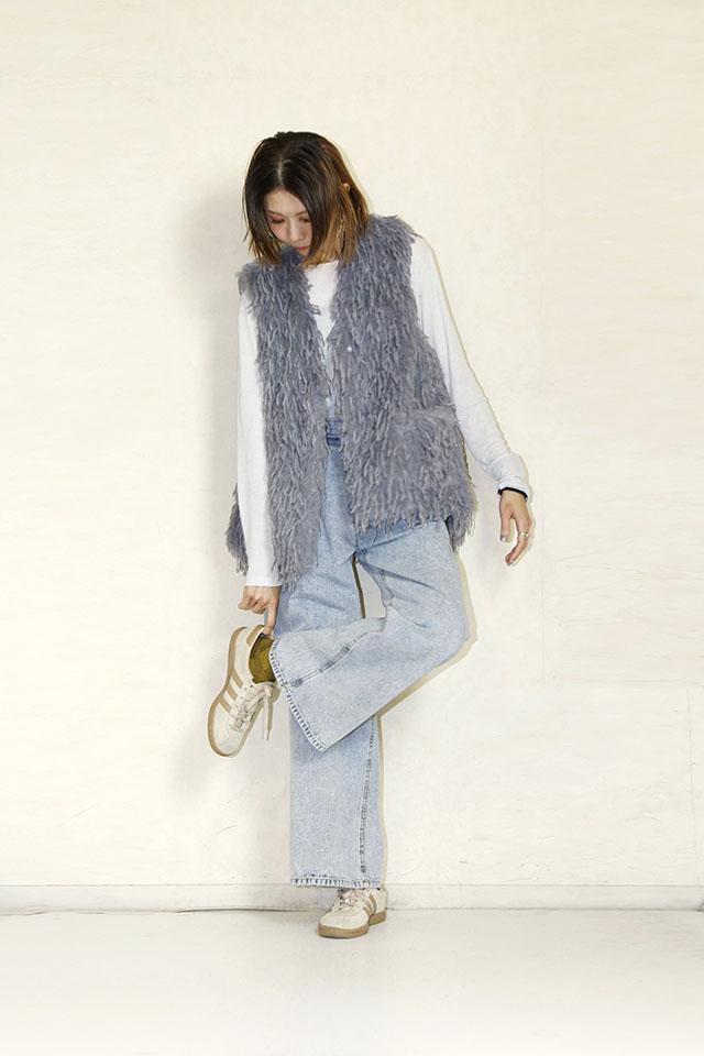 trois （トロア）MIXシャギーハーフジレ　T256-83066-C