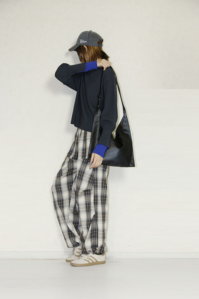 PUZZLE BLOG 【CLOTHING PUZZLE】 Blaze,trois,Okiraku,johnbullなど