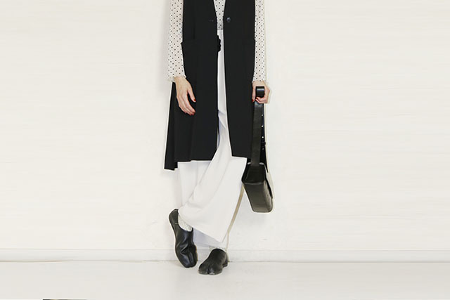 　trois （トロア）　  ダブルクロス ワイドイージーパンツ T261-87014-A