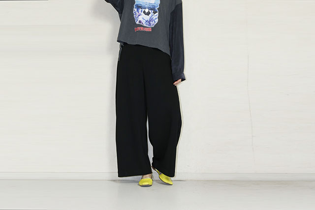 Praia　(プライア) 　カーブパンツ　LEQ-2623black