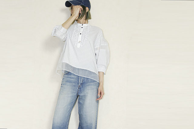 trois （トロア）オーガニックローンシアー切替ギャザーブラウス　T261-81042-D