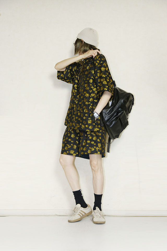 PUZZLE BLOG 【CLOTHING PUZZLE】 Blaze,trois,Okiraku,johnbullなど