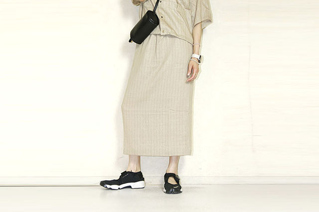 KHA:KI（カーキ）FOIL PRINT STRIPE SKIRT  MIL26SSK3107