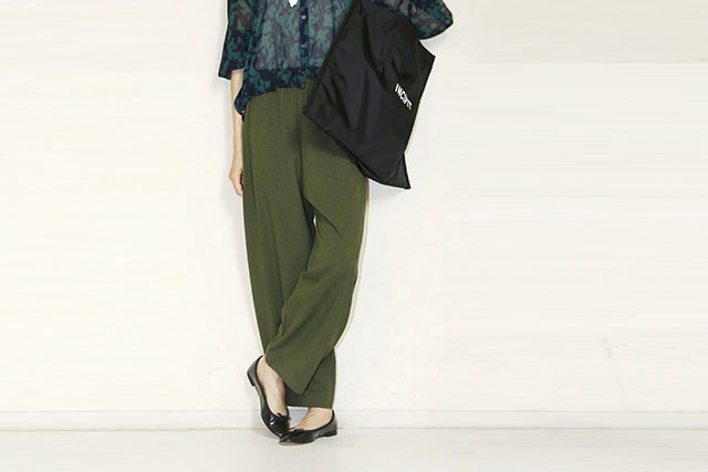 trois （トロア）　トロピカルワッシャーバレルパンツ  T266-87023-C