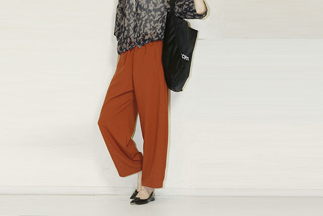 trois （トロア）　トロピカルワッシャーバレルパンツ  T266-87023-B