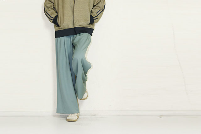 ANGELINA　(アンジェリーナ)  　TRリラックスフィットパンツ　 26223-9275P