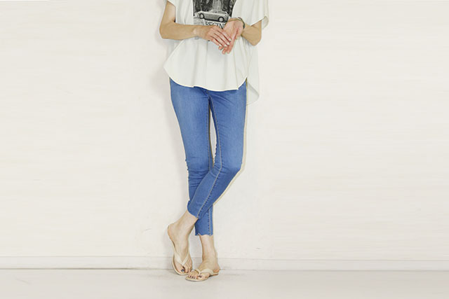 Praia　(プライア) 　スキニーデニム　6009B