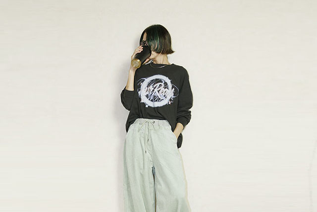 OKIRAKU　（オキラク） long sleeve graphic t-shirt 　BF40406-Charcoal