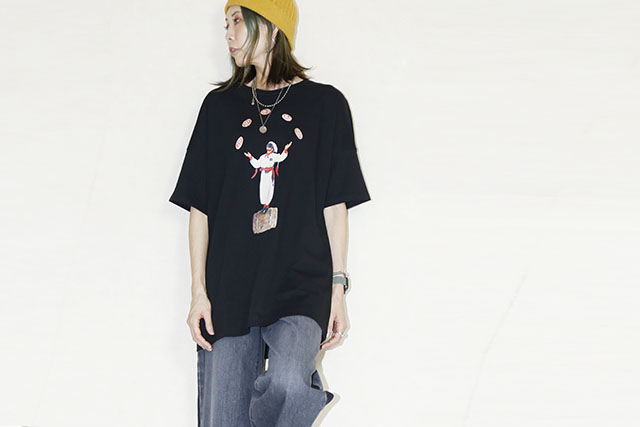 STOF（ストフ）  PIZZA OF LIFE TEE 　SF25AW-21Bblack